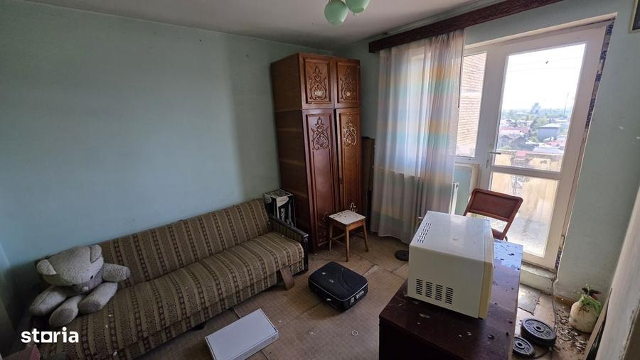 Apartament cu 3 camere în Est
