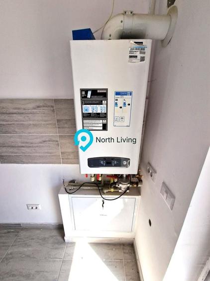 Apartament cu 3 camere decomandat în Est