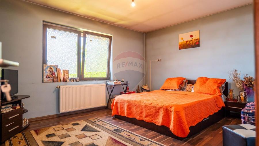Casă individuală cu 3 camere cu Teren 466 Mp în Dobroești