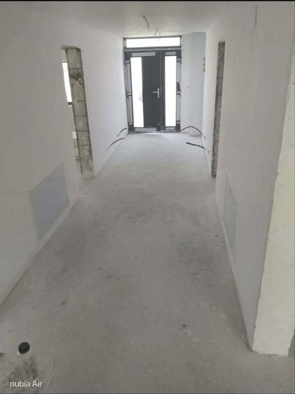 Casă cu 4 camere în Tătărași