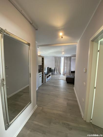 Apartament cu 3 camere decomandat în Dumbrăvița