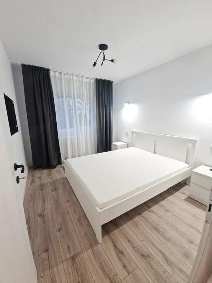 Apartament cu 3 camere decomandat în Unirii