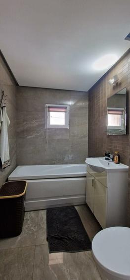 Apartament cu 2 camere decomandat în Ultracentral