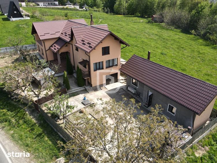 Casă cu 3 camere cu Teren 700 Mp în Adâncata