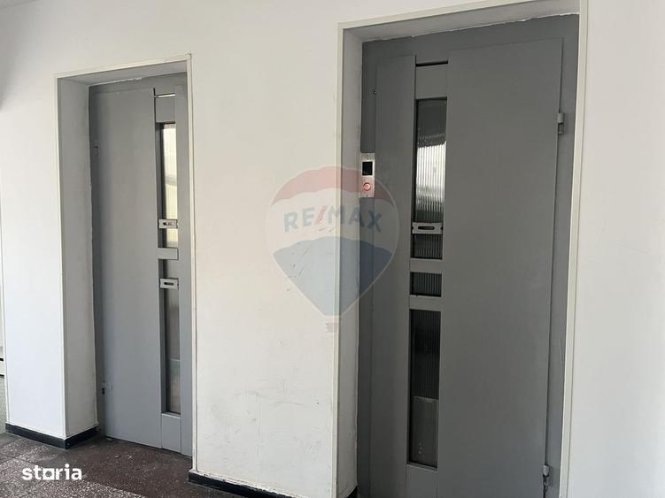 Apartament cu 3 camere decomandat în Fundeni