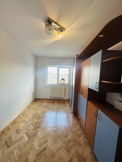 Apartament cu 3 camere decomandat, mobilat în Mănăștur