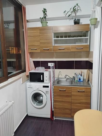 Apartament cu 2 camere semidecomandat în Chiajna