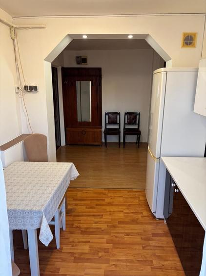 Inchiriez apartament 2 camere in Complexul Studentesc - 5