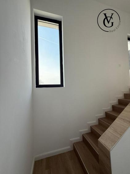 Duplex cu 4 camere cu Canalizare în Corbeanca