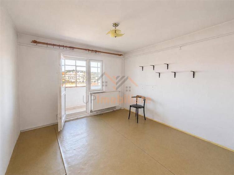 Apartament cu 2 camere decomandat în Rogerius