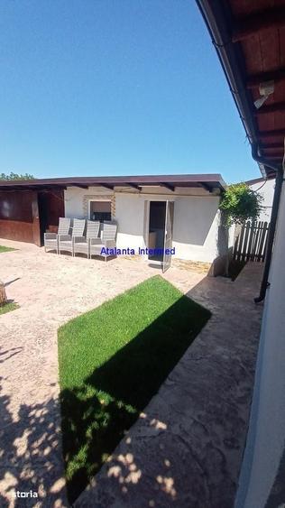 Casă cu 3 camere decomandat în Lumina