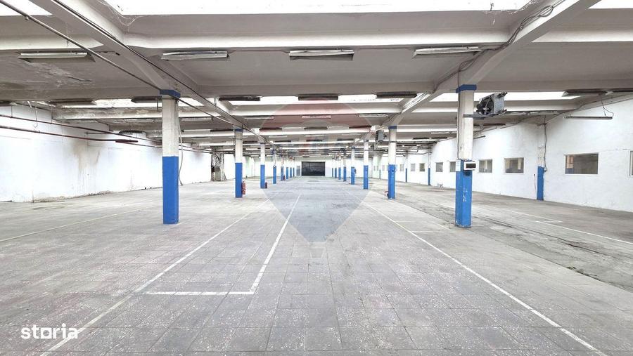 Spațiu comercial, de 2,700 mp, în Prejmer