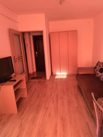 Garsonieră semidecomandată în Central