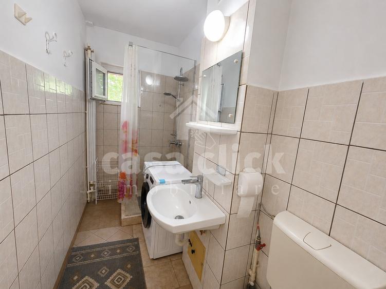 Garsonieră decomandată în Micro 14