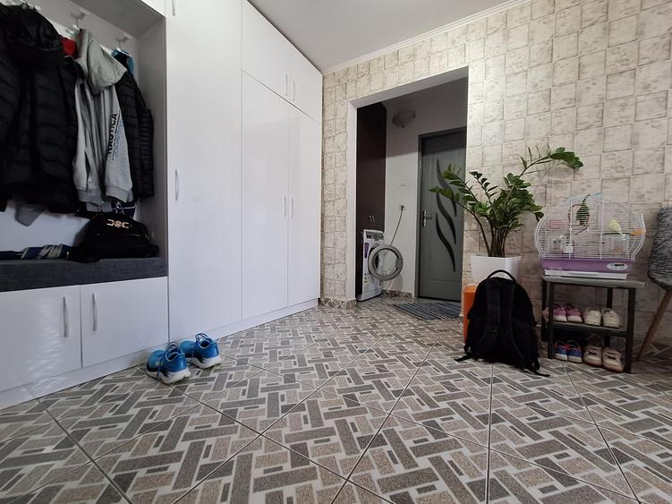 Apartament cu 2 camere decomandat, mobilat în Lipovei