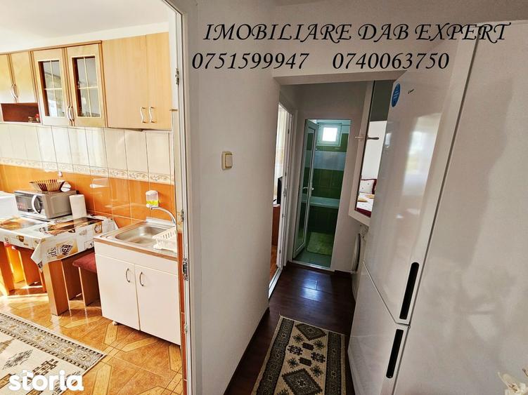 Apartament cu 2 camere în Micro 19
