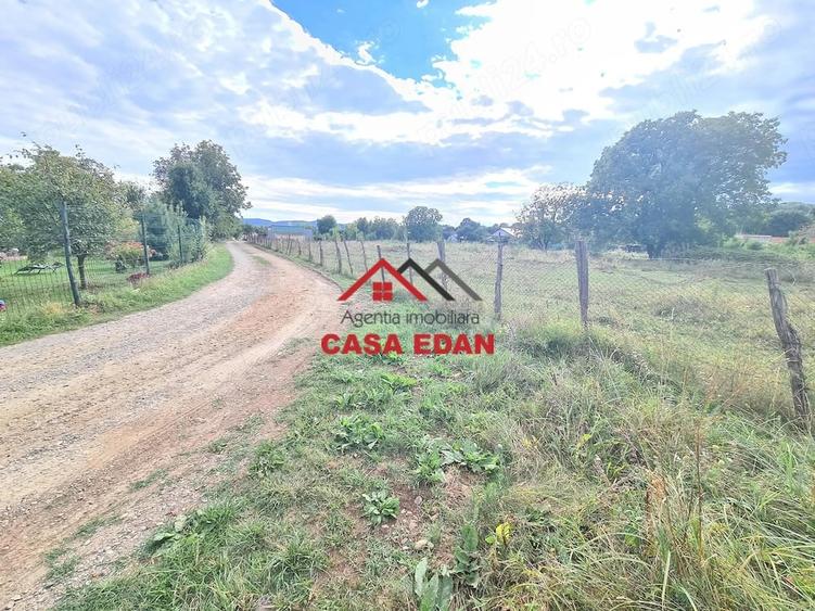 Teren de 3750 mp, în Central