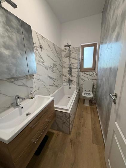 Casă cu 3 camere cu Teren 418 Mp în Ghiroda