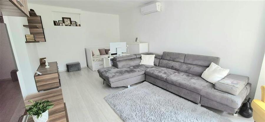 Apartament 2 Camere, Decomandat, Zona Centrala - 2
