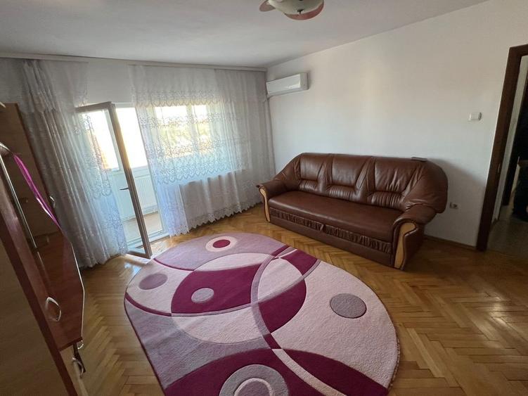Apartament cu 2 camere semidecomandat în Spitalul Județean