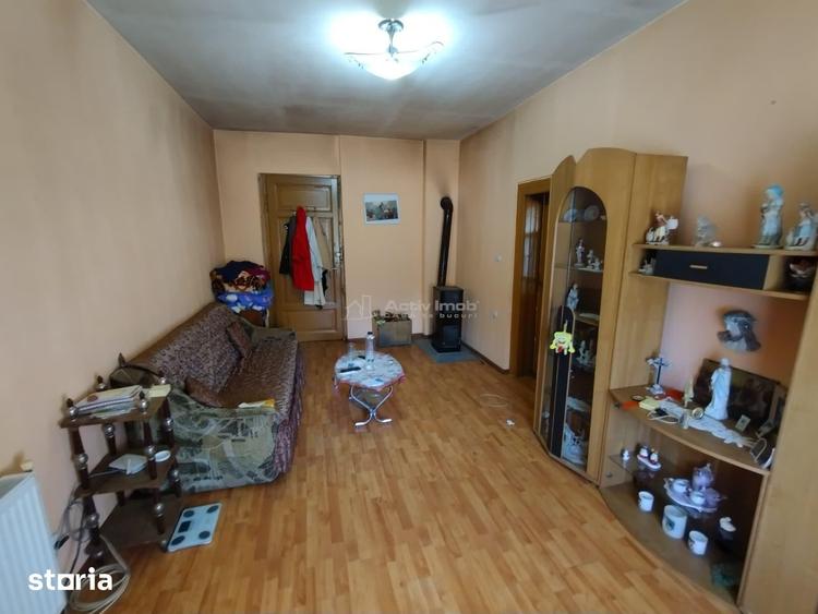 Casă cu 5 camere cu Teren 1800 Mp în Ciuchici