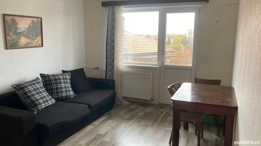 Apartament cu 2 camere semidecomandat în Romanilor