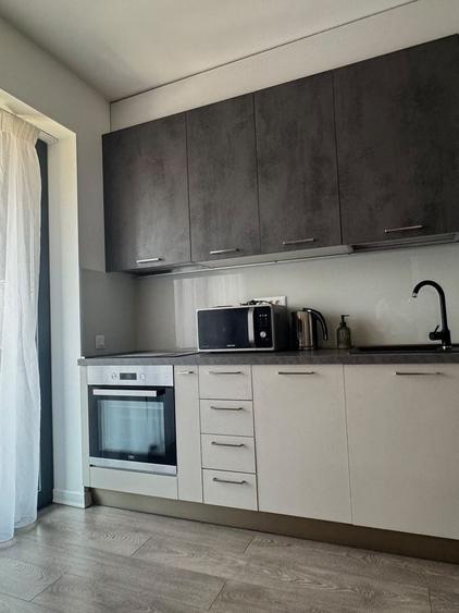 Apartament cu 2 camere semidecomandat, mobilat în Aviației