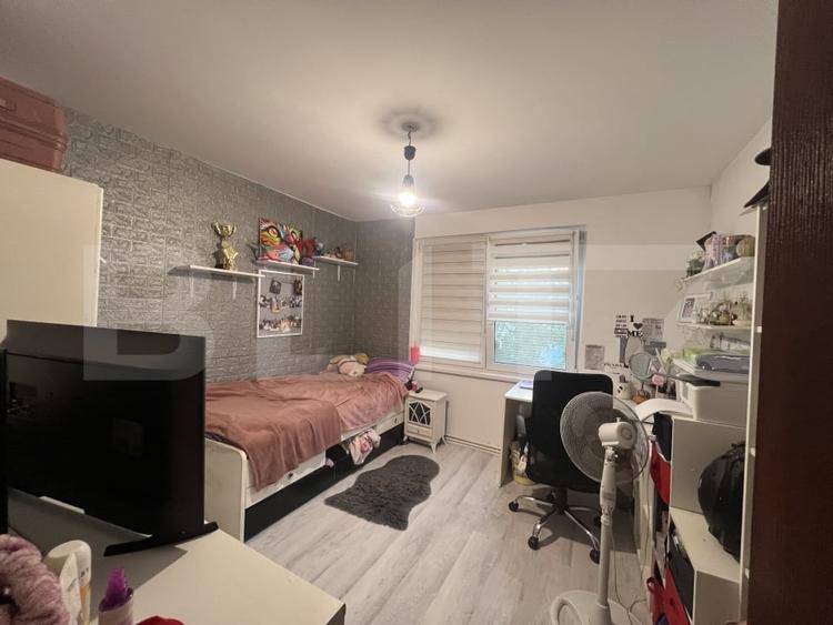 Apartament cu 3 camere decomandat, mobilat în Unirii