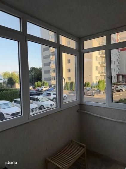 Apartament cu 3 camere decomandat în Păcii