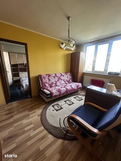 Apartament cu 3 camere în Micro 19
