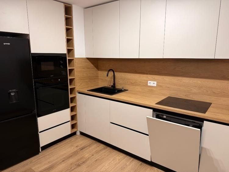 Apartament cu 2 camere decomandat în Drumul Taberei