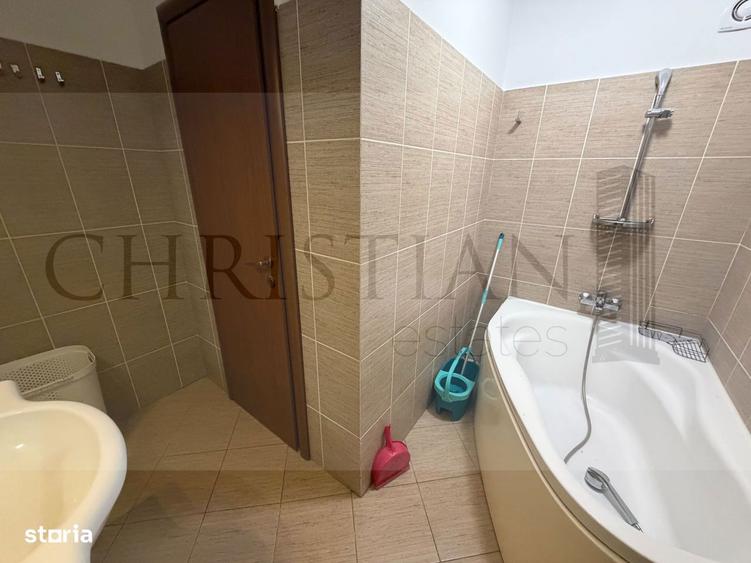 Apartament cu 2 camere decomandat, mobilat în Pajura