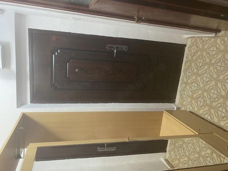 Inchiriez garsoniera bloc upet zona caraiman - 7