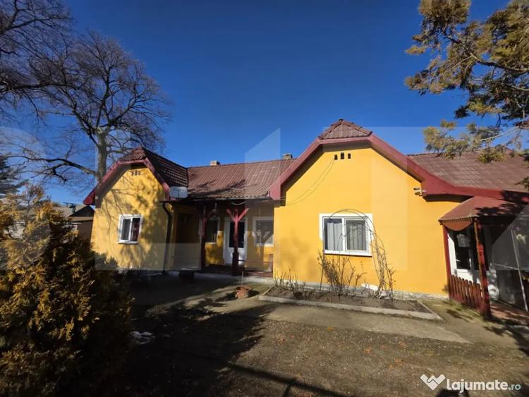 Casă cu 3 camere cu Teren 4669 Mp în Leț