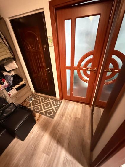 Apartament cu 2 camere decomandat în Nicolina