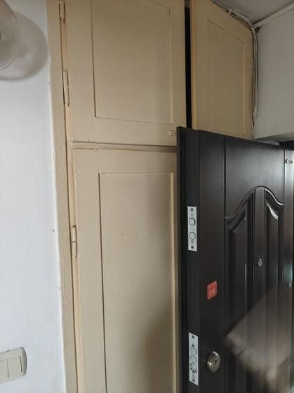 Apartament cu 3 camere decomandat în Exterior Vest