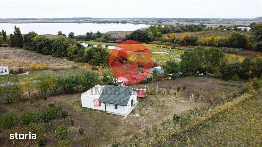 Casa de vacanta noua cu iesire si vedere superba la lac - 17