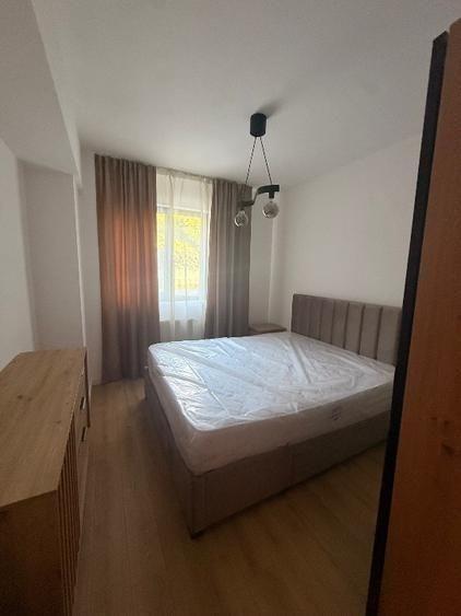 Apartament cu 2 camere decomandat, mobilat în Doamna Ghica