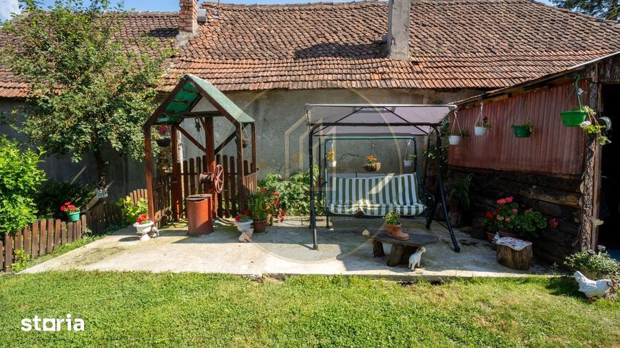 Casă cu 5 camere cu Teren 1500 Mp în Feldioara