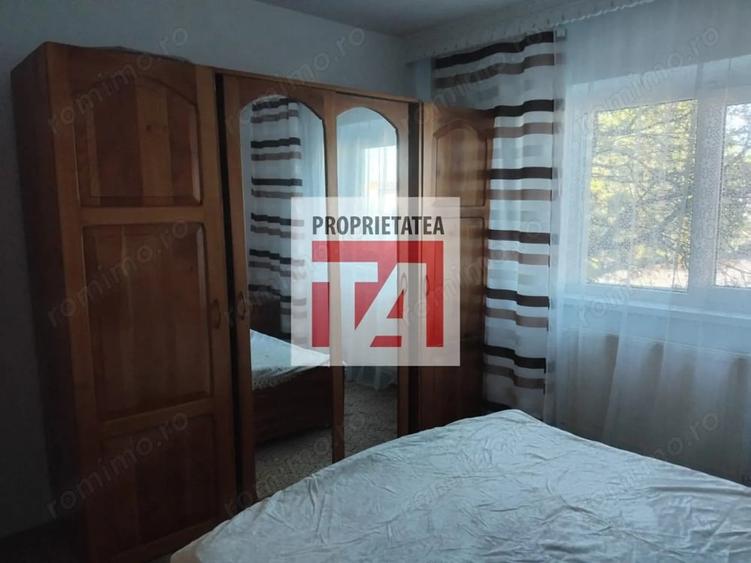 Apartament cu 3 camere decomandat în Hotvon