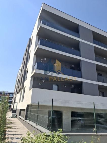 Apartament cu 3 camere decomandat în Theodor Pallady
