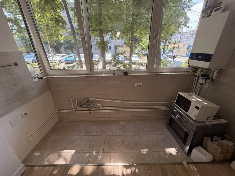 Apartament cu 2 camere semidecomandat în Tomis I