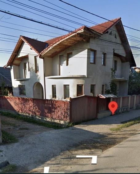 Casă cu 4 camere în Bogdan Vodă