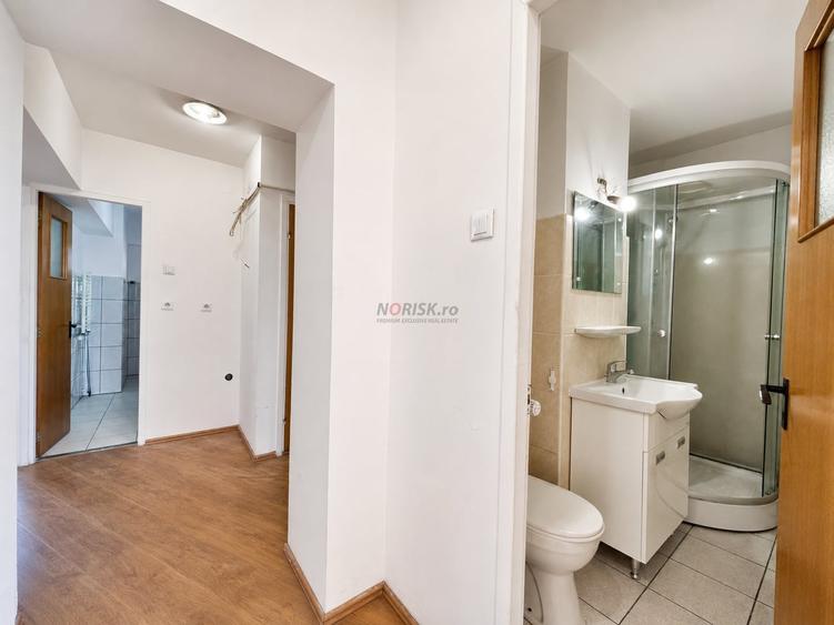 Apartament cu 4 camere decomandat în 13 Septembrie