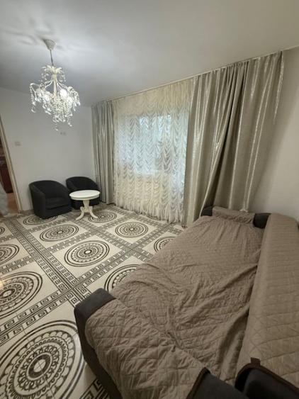 Apartament cu 3 camere semidecomandat în Gheorgheni