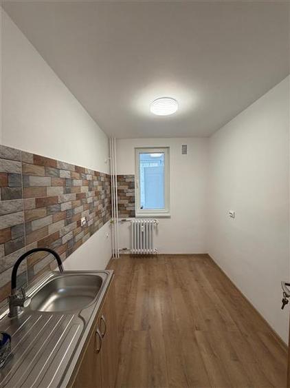 Vanzare apartament 3 camere total renovat Obor - 3
