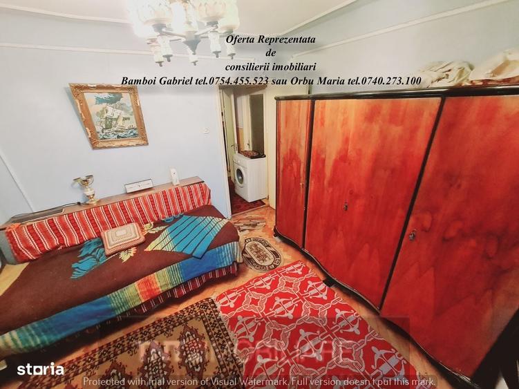 Apartament cu 2 camere decomandat în Podu Roș