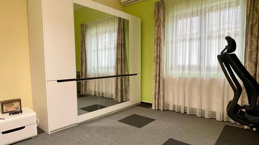 Casă individuală cu 4 camere cu Canalizare în Mogoșoaia