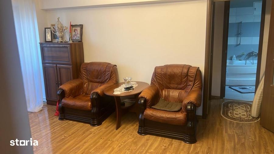 Apartament cu 2 camere semidecomandat în Central
