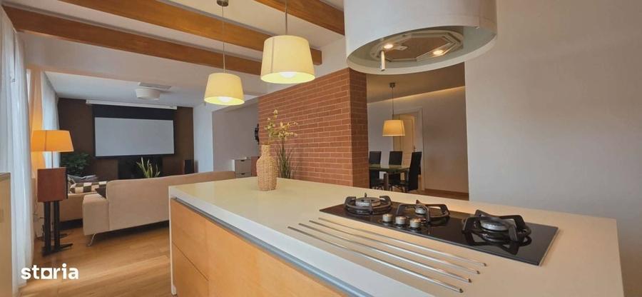 Apartament cu 4 camere în Central